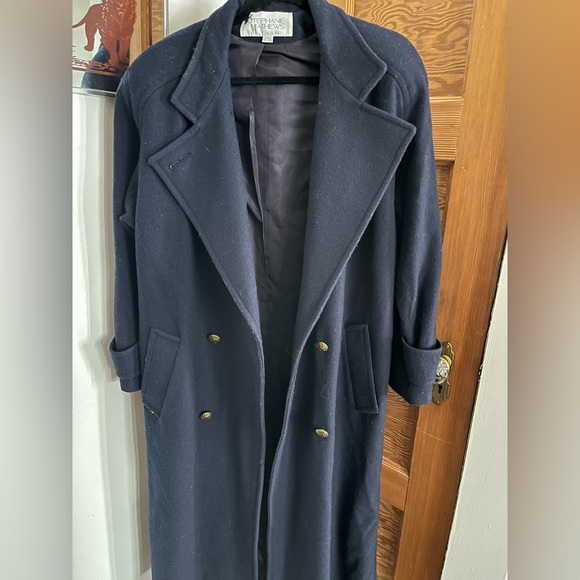 Navy double breasted wool coat, made in‎ USA. Gold buttons, size 8 - Picture 2 of 5
